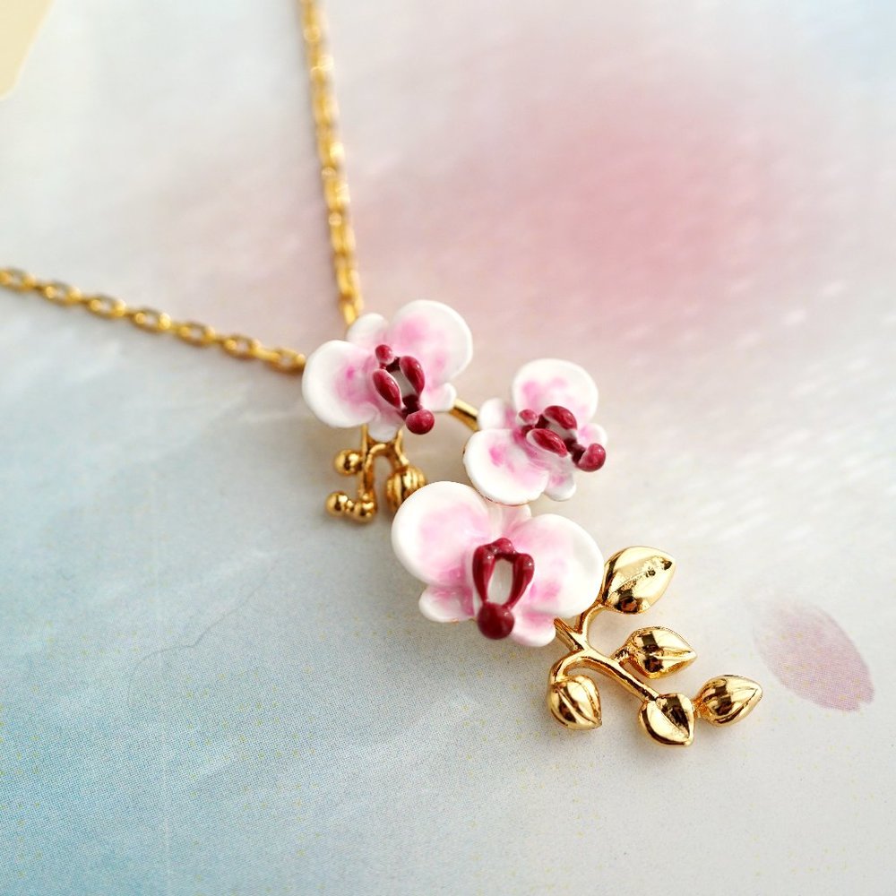 NWT pink enamel orchid necklace